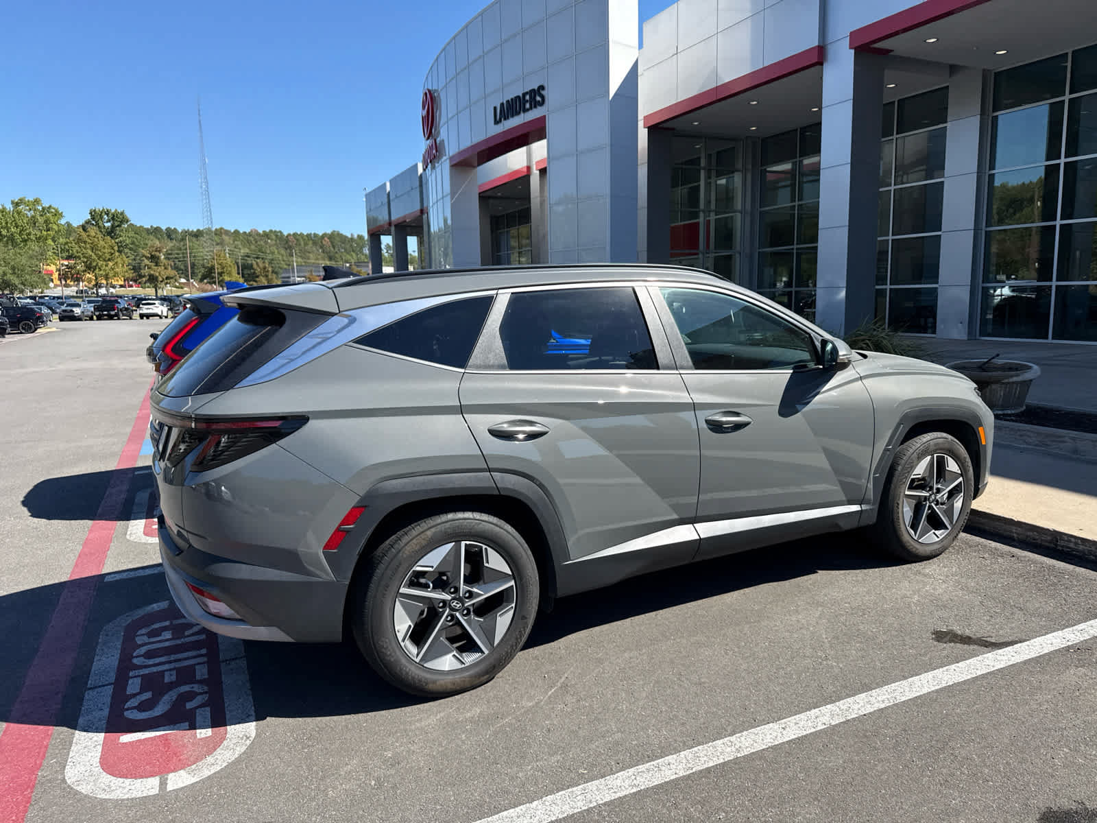 Used 2025 Hyundai Tucson SEL FWD image 4