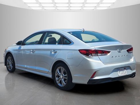 Used 2018 Hyundai Sonata SEL FWD image 3