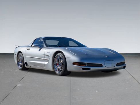 Used 2003 Chevrolet Corvette Z06 w/ Memory Package, 3 Drivers image 8