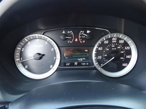 Used 2013 Nissan Sentra SR w/ Driver Pkg image 18