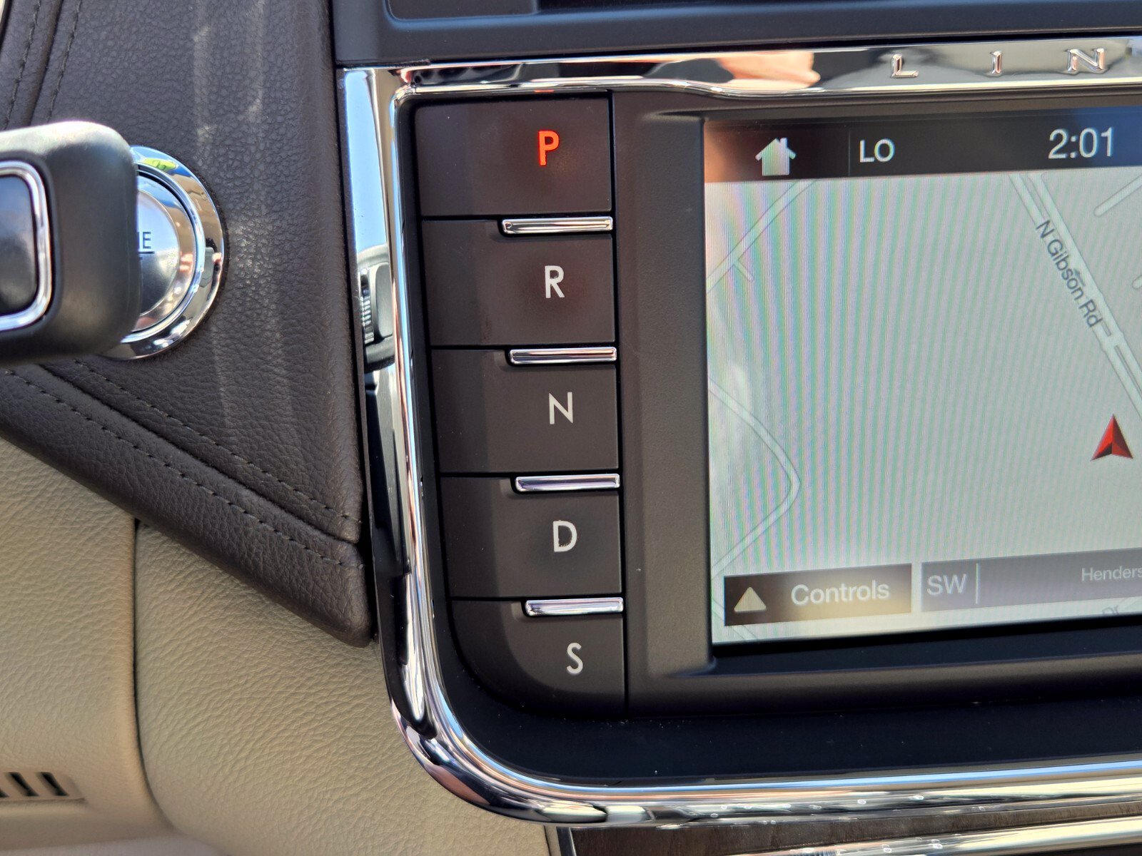 Used 2017 Lincoln Continental Select FWD image 23