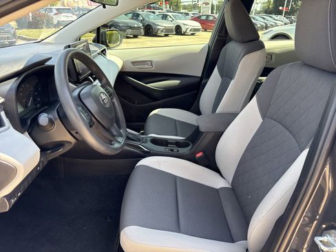 Used 2024 Toyota Corolla LE image 8
