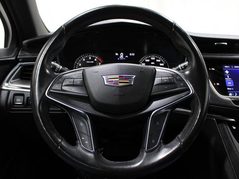 Certified 2023 Cadillac XT5 Luxury AWD/4WD image 10