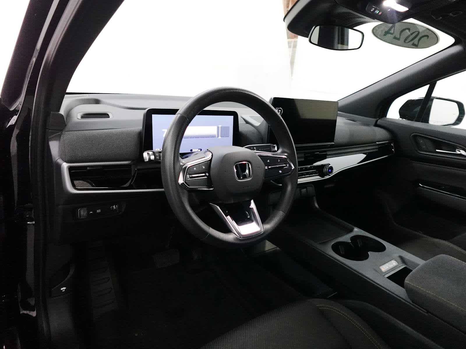 Used 2024 Honda Prologue EX image 15