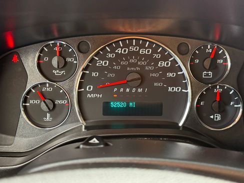 Used 2020 Chevrolet Express 2500 w/ Driver Convenience Package image 19