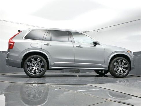 New 2024 Volvo XC90 B6 Plus w/ Protection Package Premier image 31