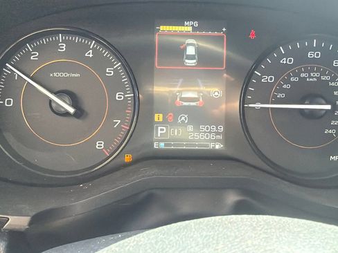 Used 2022 Subaru Crosstrek 2.0i AWD/4WD image 17