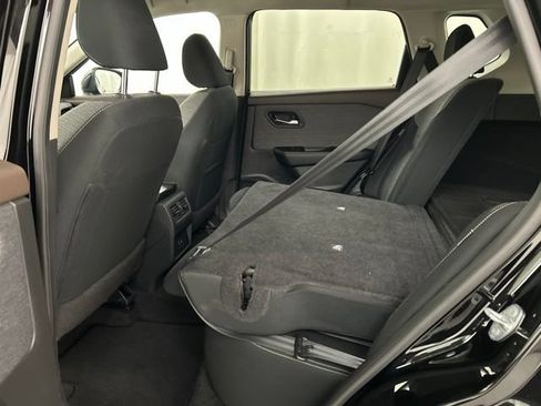 Used 2023 Nissan Rogue SV FWD image 21