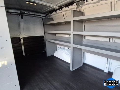Used 2024 GMC Savana 2500 w/ Driver Convenience Package image 9