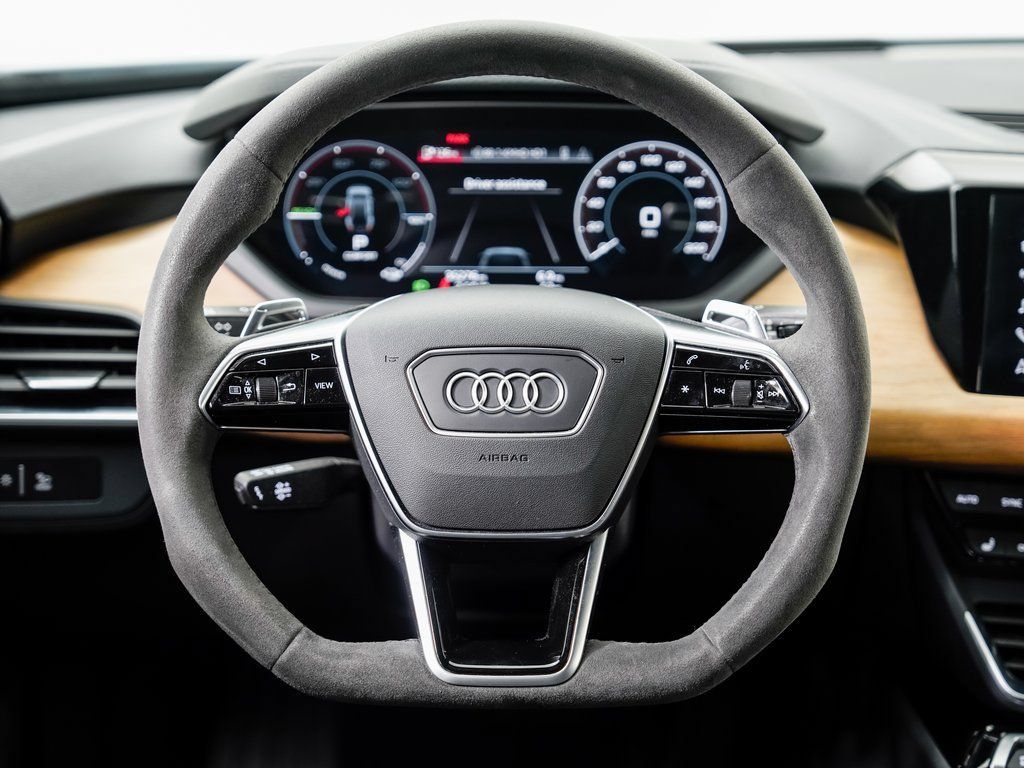 Used 2022 Audi e-tron GT Premium Plus AWD/4WD image 11