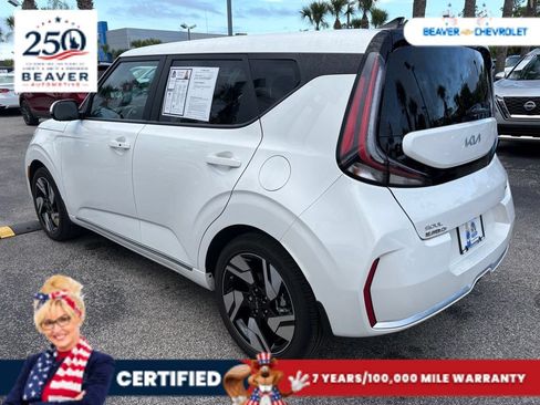 Used 2025 Kia Soul GT-Line w/ GT-Line Technology Package FWD image 5
