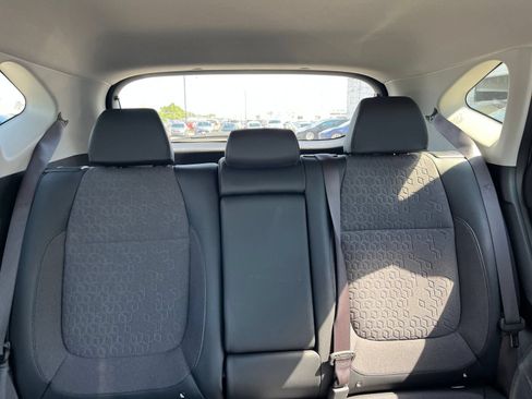 Used 2025 Kia Seltos S FWD image 38