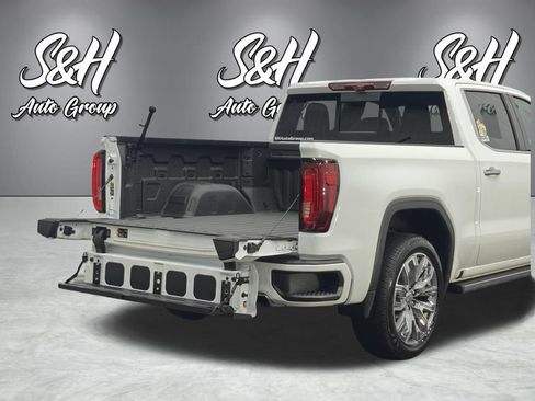 Used 2023 GMC Sierra 1500 Denali w/ Denali Reserve Package AWD/4WD image 29