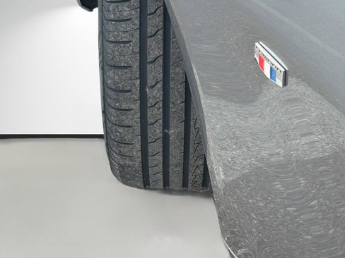 Used 2020 Chevrolet Camaro LT image 39