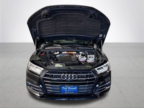Used 2020 Audi Q5 e Prestige w/ Prestige Package image 23