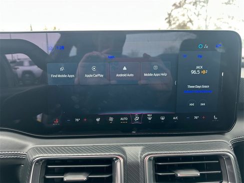Used 2025 Ford Mustang Premium image 23