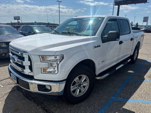 Used 2017 Ford F150 XLT w/ Equipment Group 301A Mid AWD/4WD image 7