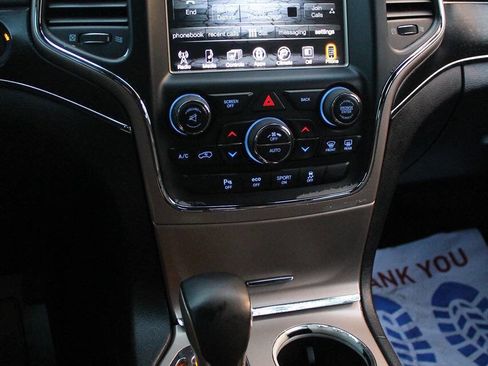 Used 2016 Jeep Grand Cherokee Limited w/ Trailer Tow Group IV image 29