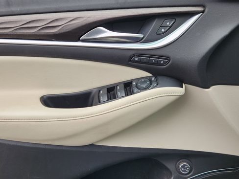 Certified 2024 Buick Enclave Avenir w/ Avenir Technology Package image 26