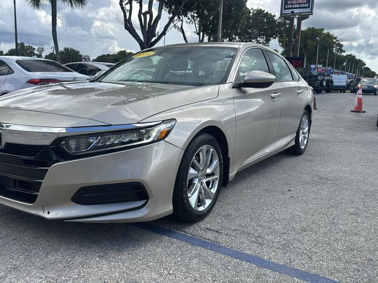 Used 2018 Honda Accord LX image 2