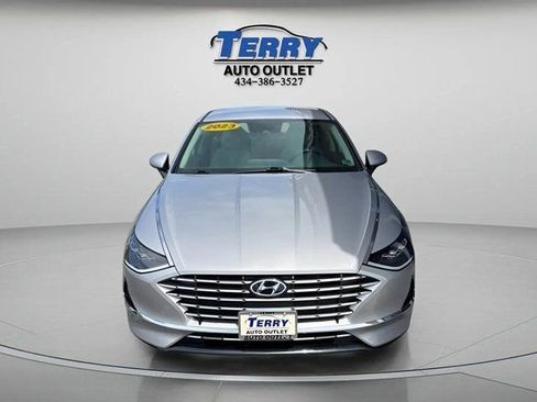 Used 2023 Hyundai Sonata SEL image 2