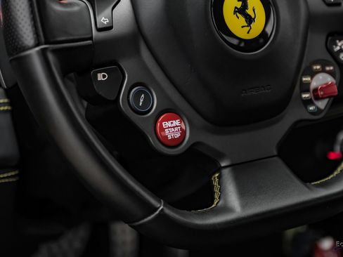 Used 2019 Ferrari 488 GTB RWD image 54