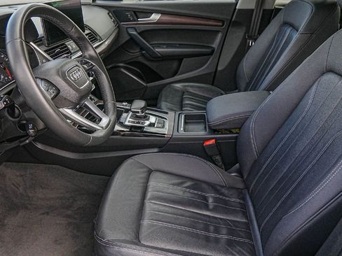 Used 2021 Audi Q5 2.0T Premium w/ Convenience Package image 8