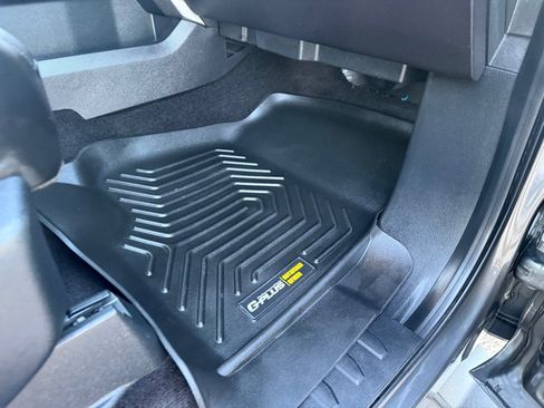 Used 2015 Ford F150 Lariat w/ Equipment Group 502A Luxury image 25