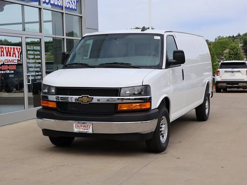 New 2025 Chevrolet Express 3500 Extended w/ Driver Convenience Package image 6