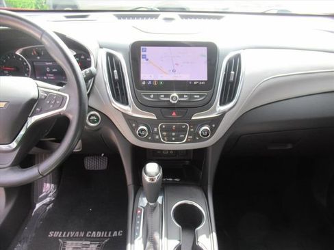 Used 2021 Chevrolet Equinox Premier image 19