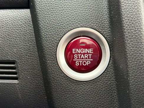 Used 2015 Honda Fit EX image 21