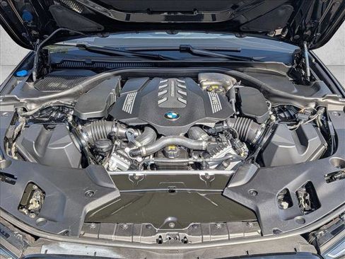 Certified 2022 BMW M550i xDrive AWD/4WD image 24