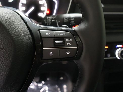 New 2025 Honda Pilot Touring image 33