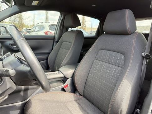 Used 2024 Honda HR-V Sport image 9