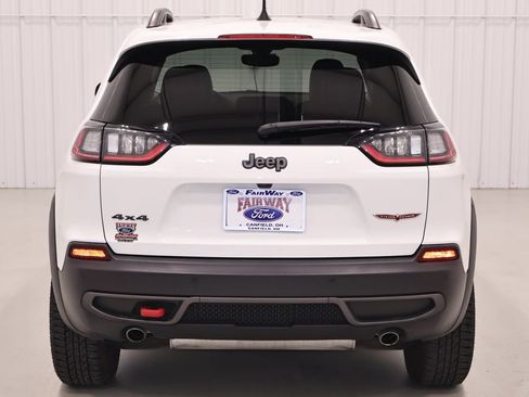 Used 2019 Jeep Cherokee Trailhawk w/ Cold Weather Group AWD/4WD image 9