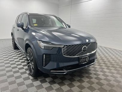 New 2026 Volvo XC90 B6 Plus w/ Protection Package Premier