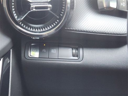 Used 2026 Chevrolet Equinox LT FWD image 22