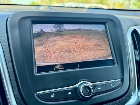 Used 2024 Chevrolet Equinox LT AWD/4WD image 17