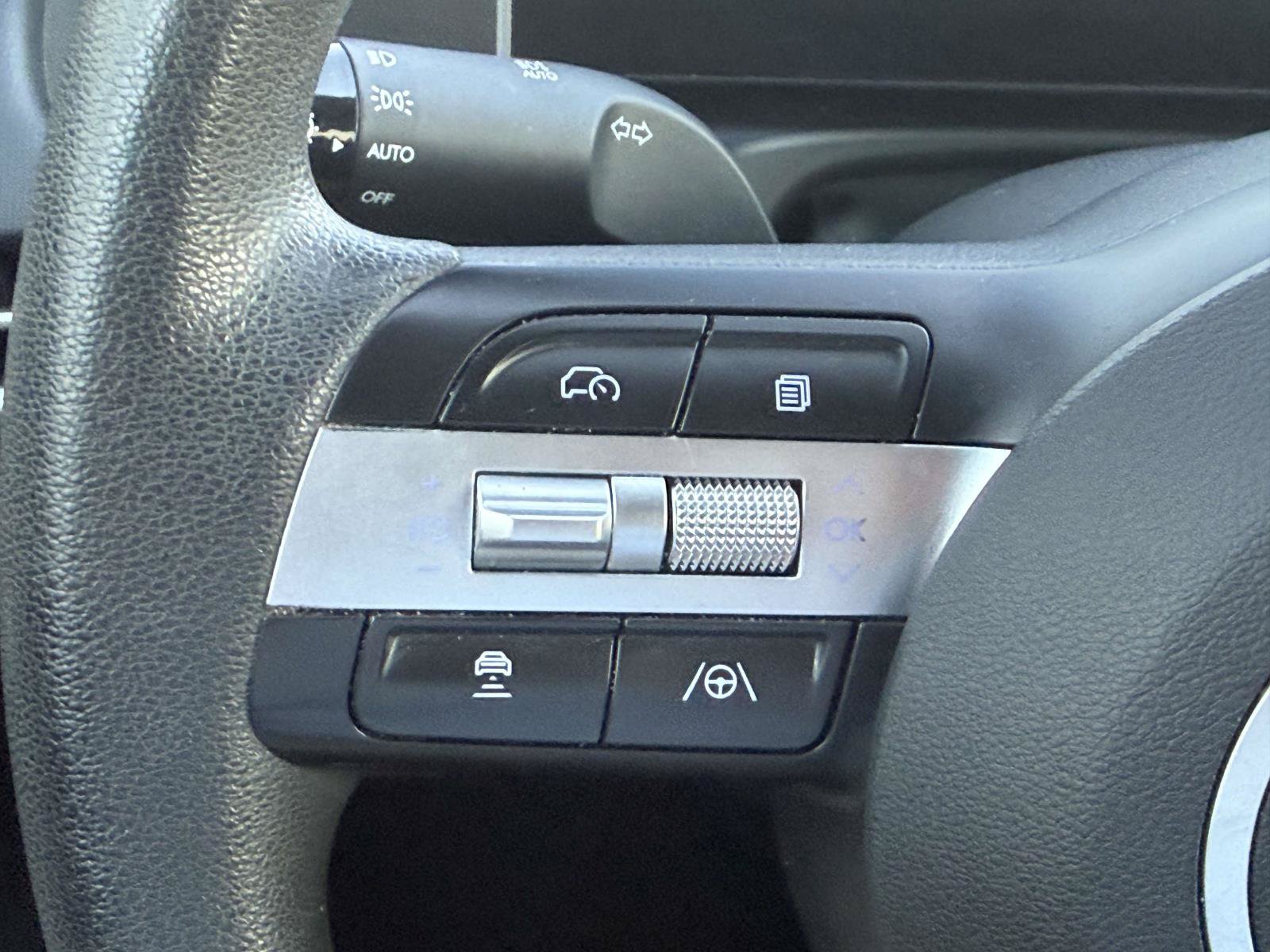 Used 2025 Hyundai Tucson SEL FWD image 14
