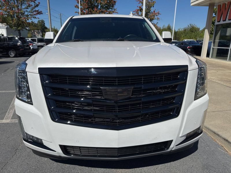 Used 2018 Cadillac Escalade ESV Premium Luxury RWD image 2