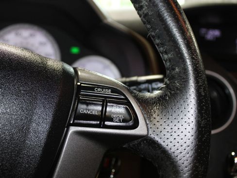 Used 2011 Honda Pilot EX-L image 14
