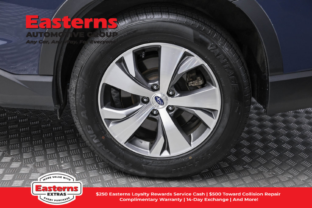 Used 2025 Subaru Ascent Premium AWD/4WD image 9