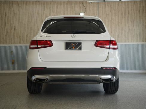 Used 2017 Mercedes-Benz GLC 300 image 8