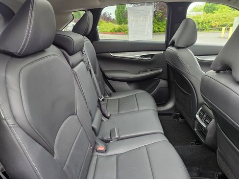 Used 2024 INFINITI QX50 Luxe AWD/4WD image 15