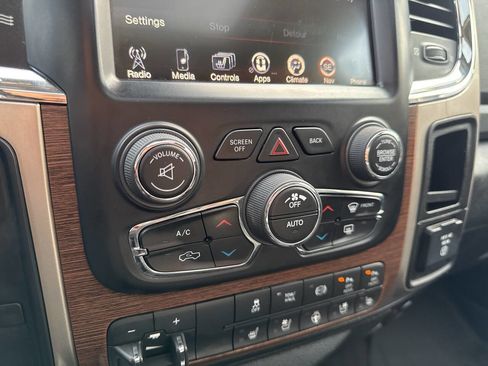 Used 2017 RAM 3500 Laramie w/ Convenience Group image 31