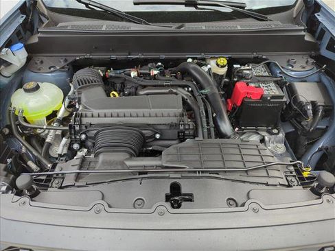 New 2025 Ford Maverick XLT w/ XLT Luxury Package image 17