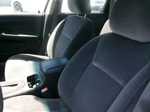 Used 2014 Chevrolet Impala Limited LS FWD image 12