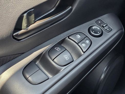 New 2025 Nissan Kicks Play S image 24