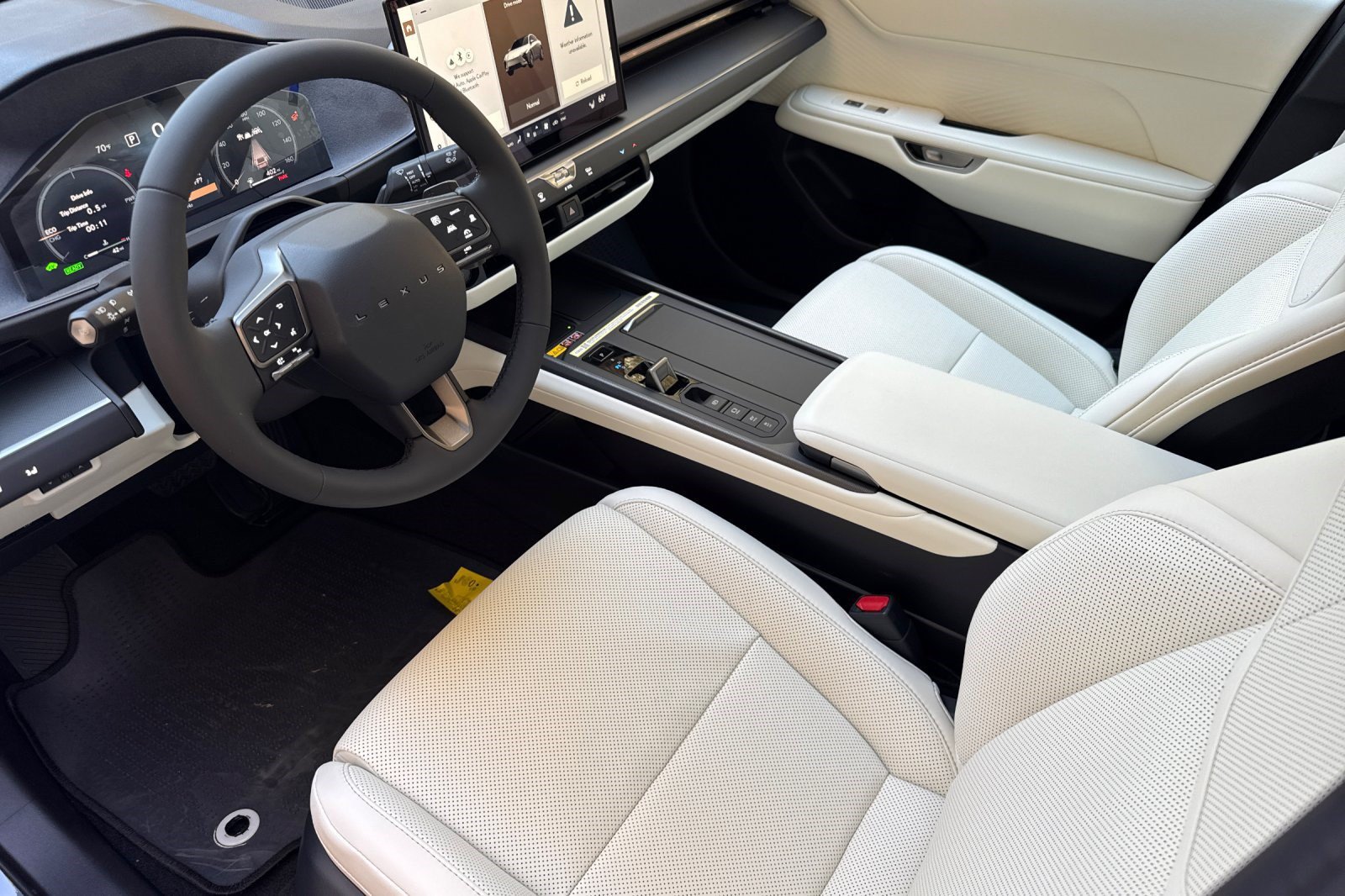 New 2026 Lexus ES 350h AWD w/ Convenience Package image 4