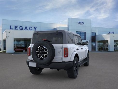 New 2026 Ford Bronco Outer Banks AWD/4WD image 8